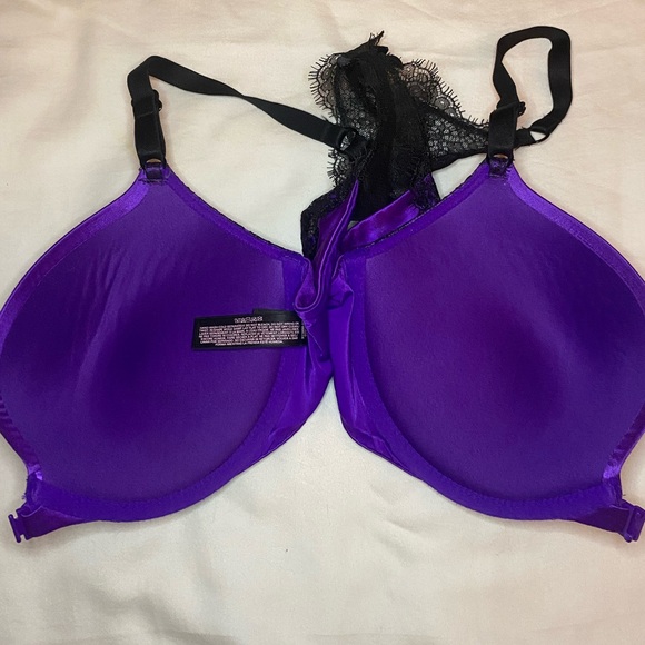 Victoria’s Secret- Very Sexy Push Up Bra - Picture 3 of 5